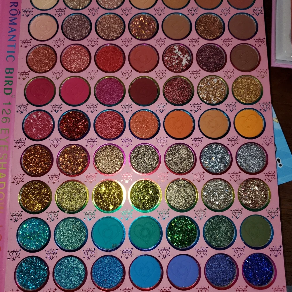 Makeup - Picture 3 of 3